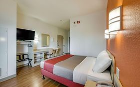 Motel 6-Brampton, On - Toronto